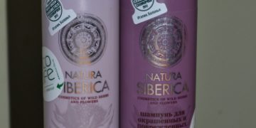 Avis sur le shampooing et le revitalisant pour cheveux colorés