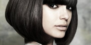 Coupes de cheveux avec frange pour cheveux courts