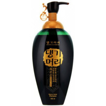 Shampooing aux herbes minérales Daeng Gi Meo Ri