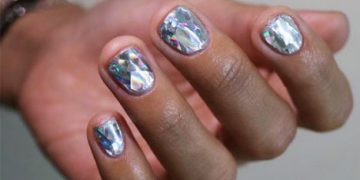 Photo de nouvelle manucure pour ongles très courts 2024