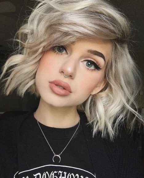 Coupe de cheveux bob à la mode 2024 pour cheveux courts et moyens