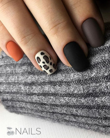 Imprimé animal sur les ongles 2024