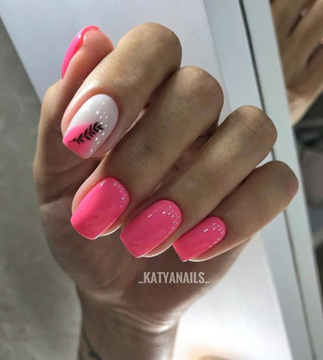 Conception d'ongles d'été 2024 pour les ongles courts