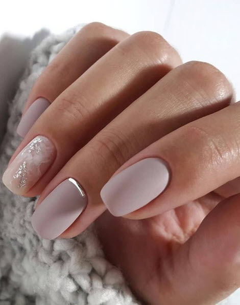Manucure nude mat