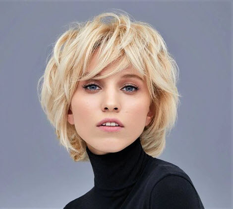 Belle cascade de tricycle pour cheveux courts
