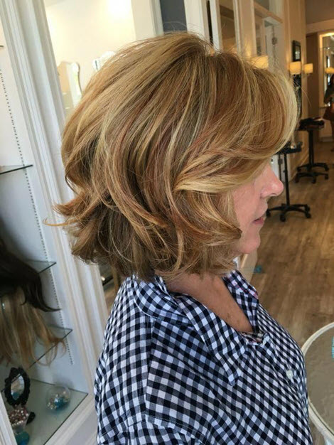 Belle cascade de tricycle pour cheveux courts