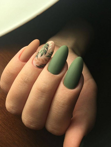 Manucure d'automne en vert: photo 2024