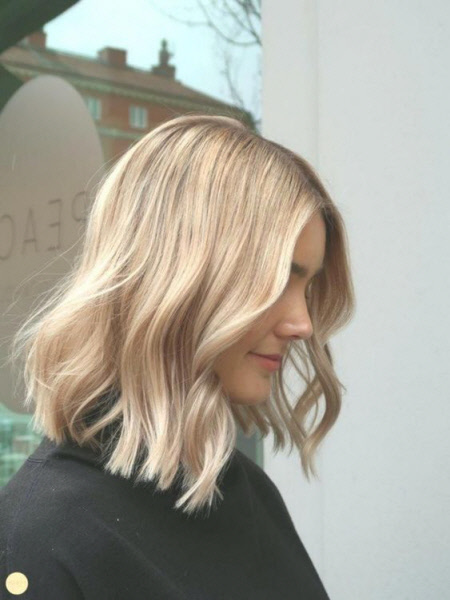 Belle couleur de cheveux tendance