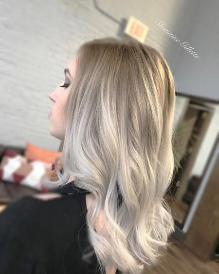 Belle couleur de cheveux tendance