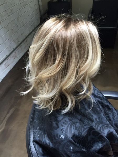 Belle couleur de cheveux tendance