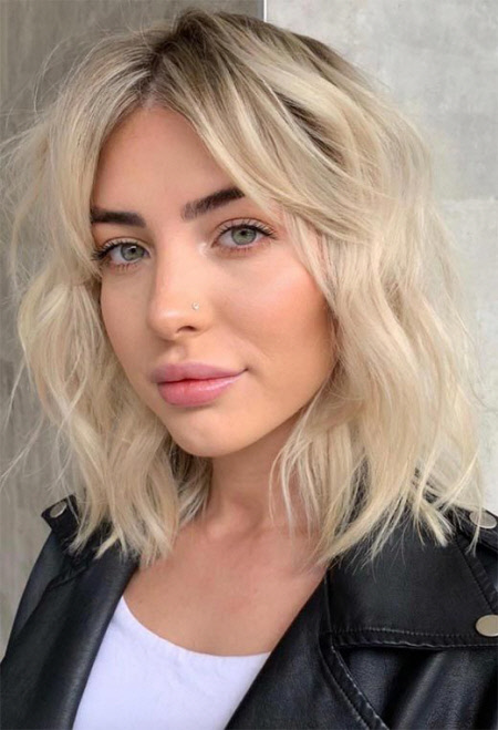 Belles options de coupe de cheveux en cascade