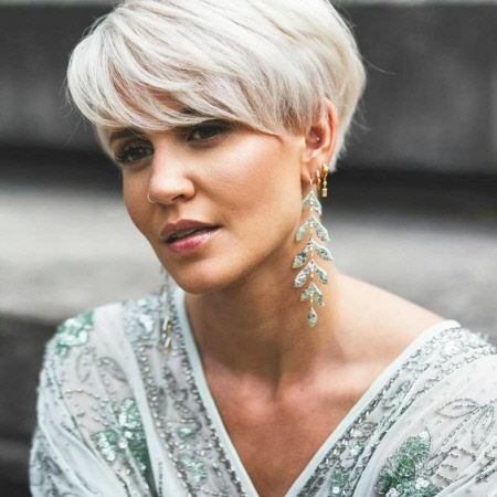Coupes de cheveux à la mode pour les femmes de plus de 40 ans et plus de 50 ans