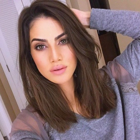 Coupes de cheveux multicouches élégantes pour cheveux moyens