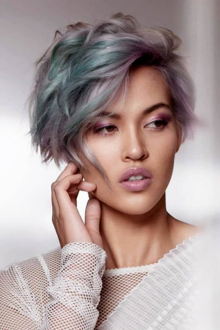 Coupe de cheveux Pixie pour femme: photos de mode