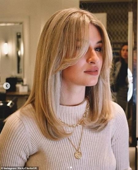 Coupes de cheveux multicouches élégantes pour cheveux moyens