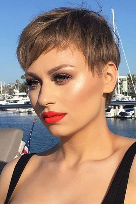 Photos de belles coupes de cheveux pour les femmes